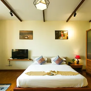 3* Отель Ambassador Hill