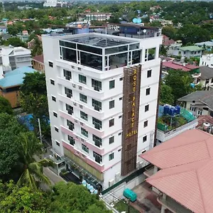 Rose Palace *** Yangon